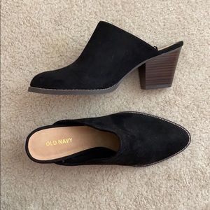 heeled mule shoes